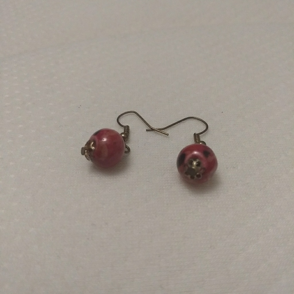Earings - Picture 2 of 2